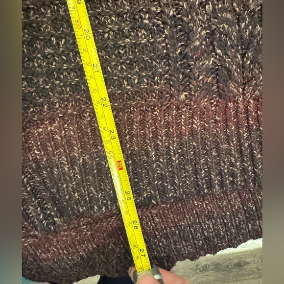 Sanctuary Women's ombré Maroon oversized Cable Knit Sweater - Picture 6 of 6